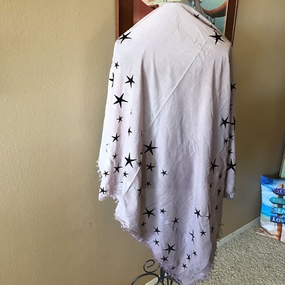 NWT Leigh & Luca Star Ombré Scarf - Picture 5 of 8